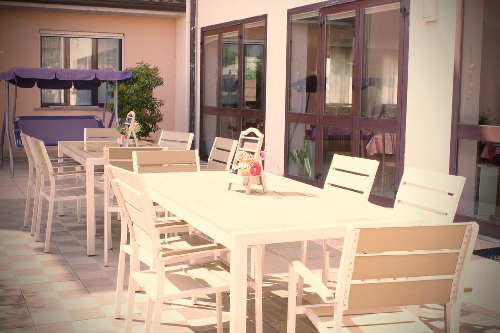 צ'רטוזה די פאביה Hotel Monumento מראה חיצוני תמונה